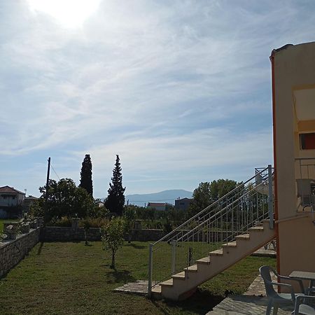 Lighthouse Apartments 칠리아도우 외부 사진