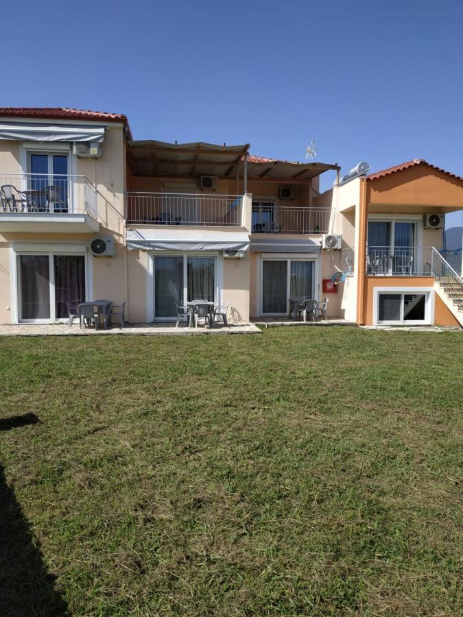 Lighthouse Apartments 칠리아도우 외부 사진