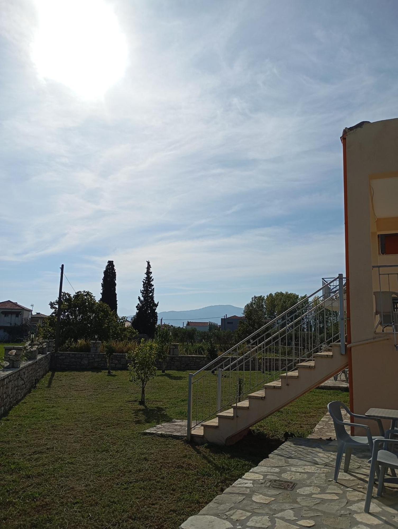 Lighthouse Apartments 칠리아도우 외부 사진